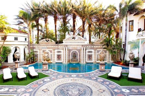 versace mansion florida